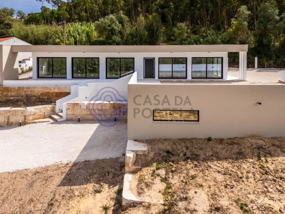 Moradia T3 para Venda em Alvorninha Foto 5