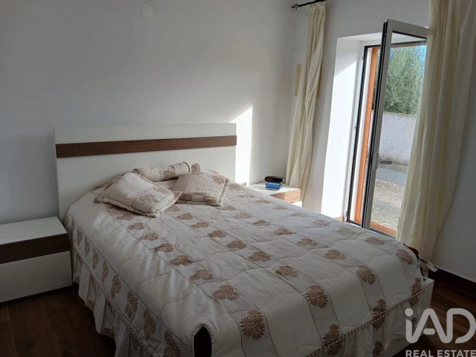 Moradia T3 para Venda em Vale de Santiago Foto 21