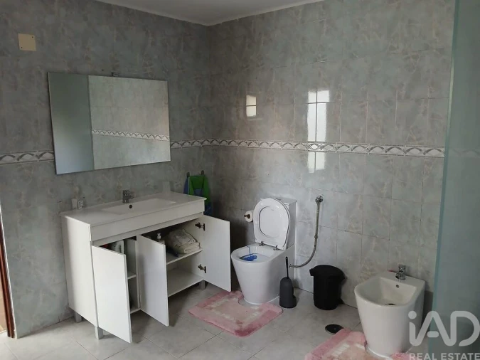 Moradia T3 para Venda em Vale de Santiago Foto 17