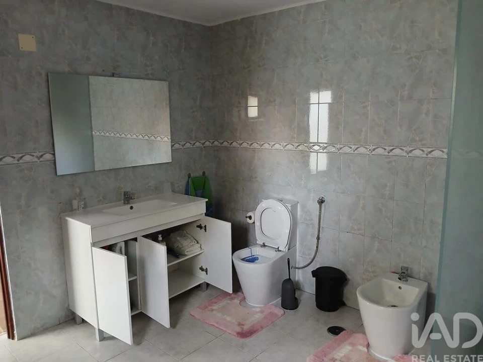 Moradia T3 para Venda em Vale de Santiago Foto 17