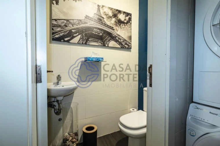 Loja para Trespasse em Mafamude e Vilar do Paraíso Foto 12