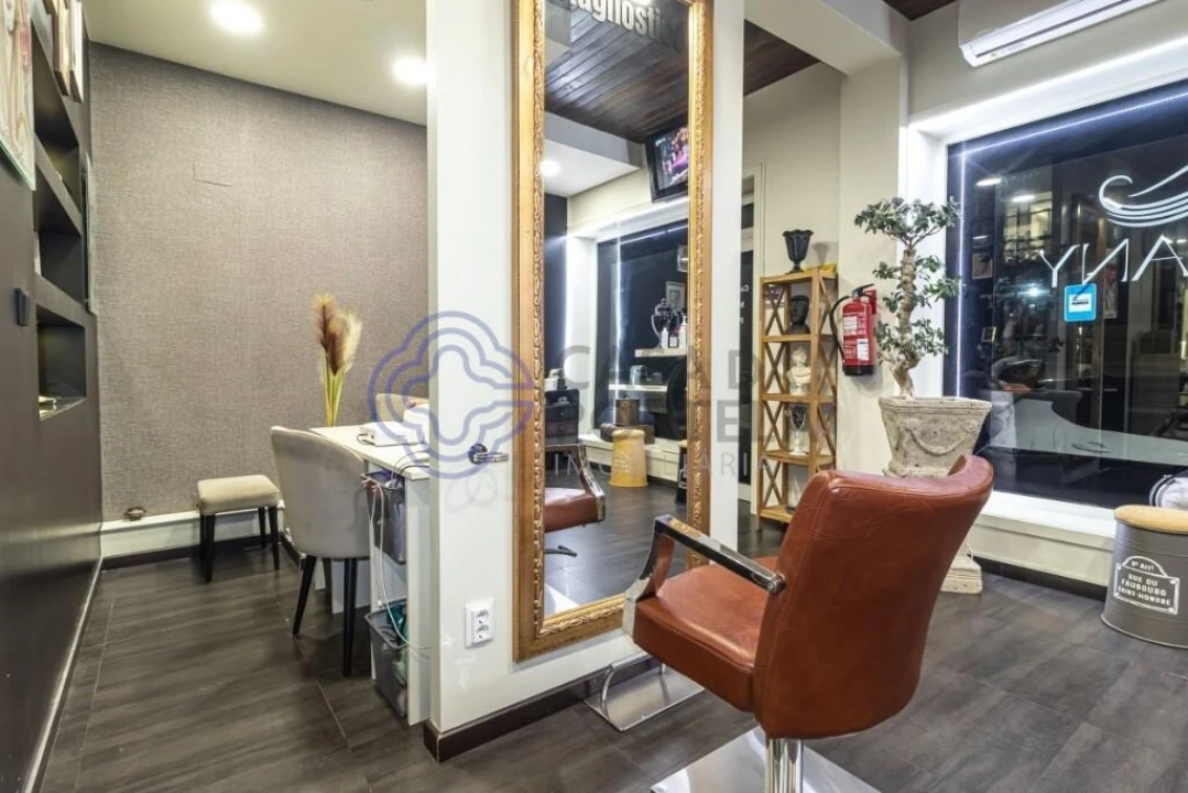 Loja para Trespasse em Mafamude e Vilar do Paraíso Foto 20