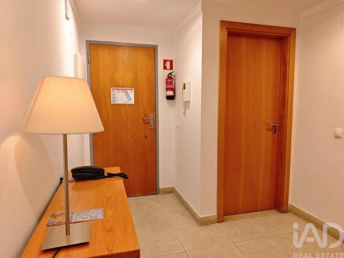 Apartamento T1 para Venda em Portimão Foto 4