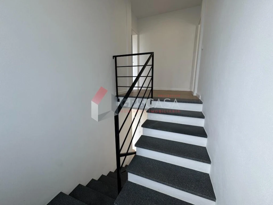 Moradia T3 para Venda em Praia da Vitoria (Santa Cruz) Foto 26