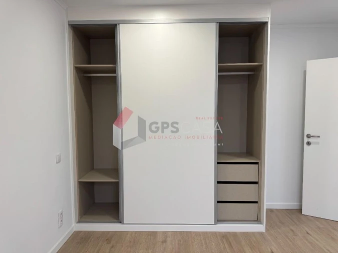 Moradia T3 para Venda em Praia da Vitoria (Santa Cruz) Foto 17