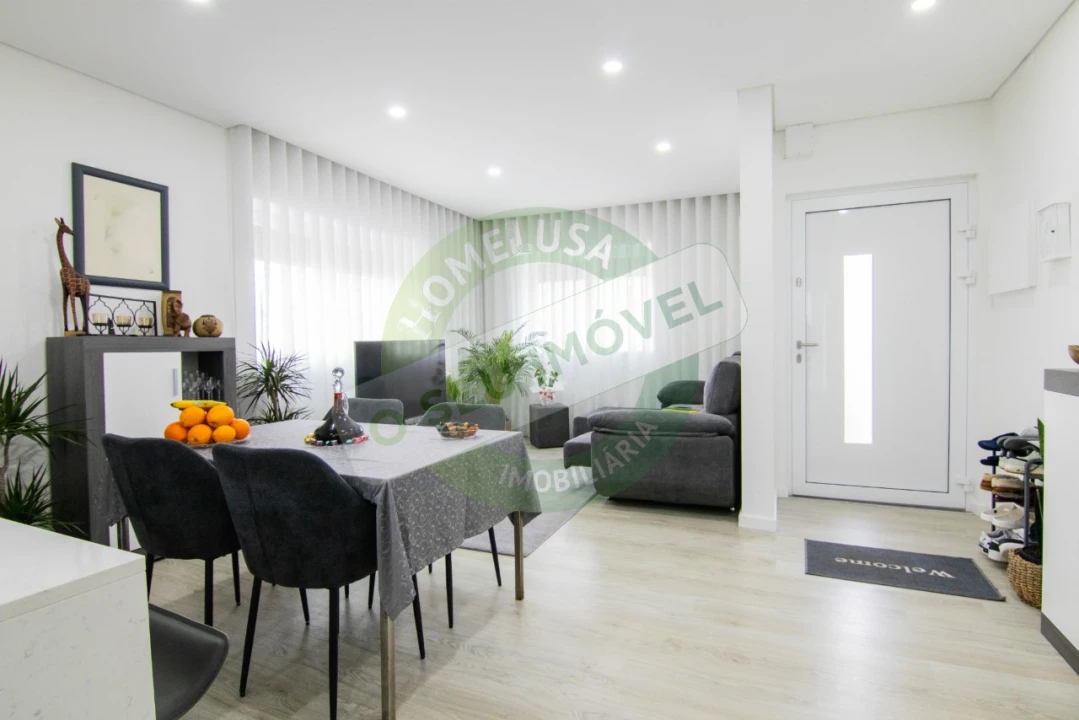 Apartamento T3 para Venda em Buarcos Foto 12