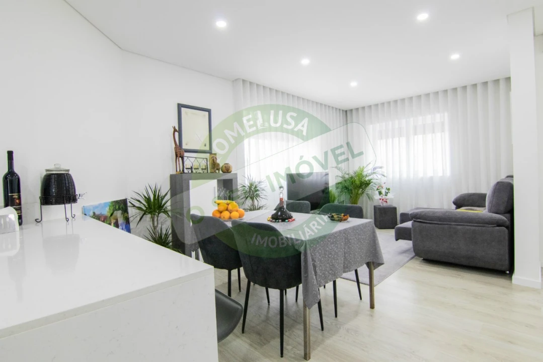 Apartamento T3 para Venda em Buarcos Foto 1