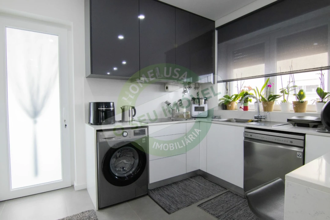 Apartamento T3 para Venda em Buarcos Foto 19