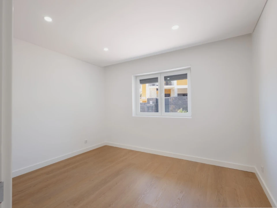 Apartamento T3 para Venda em Buarcos Foto 4