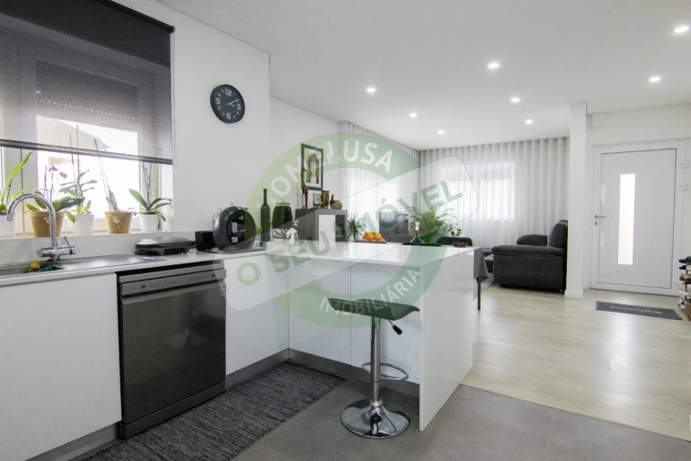 Apartamento T3 para Venda em Buarcos Foto 21