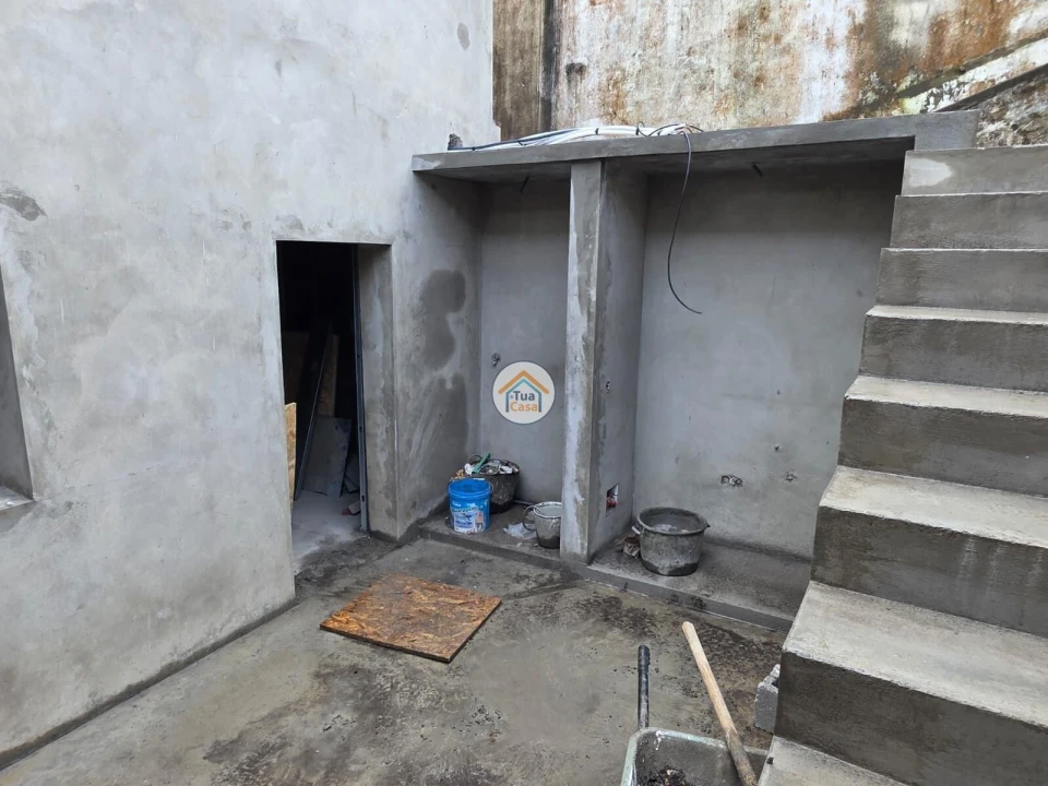 Moradia T2 para Venda em Fajã de Cima Foto 15