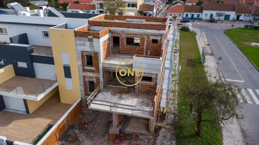 Moradia T4 para Venda em Pegões