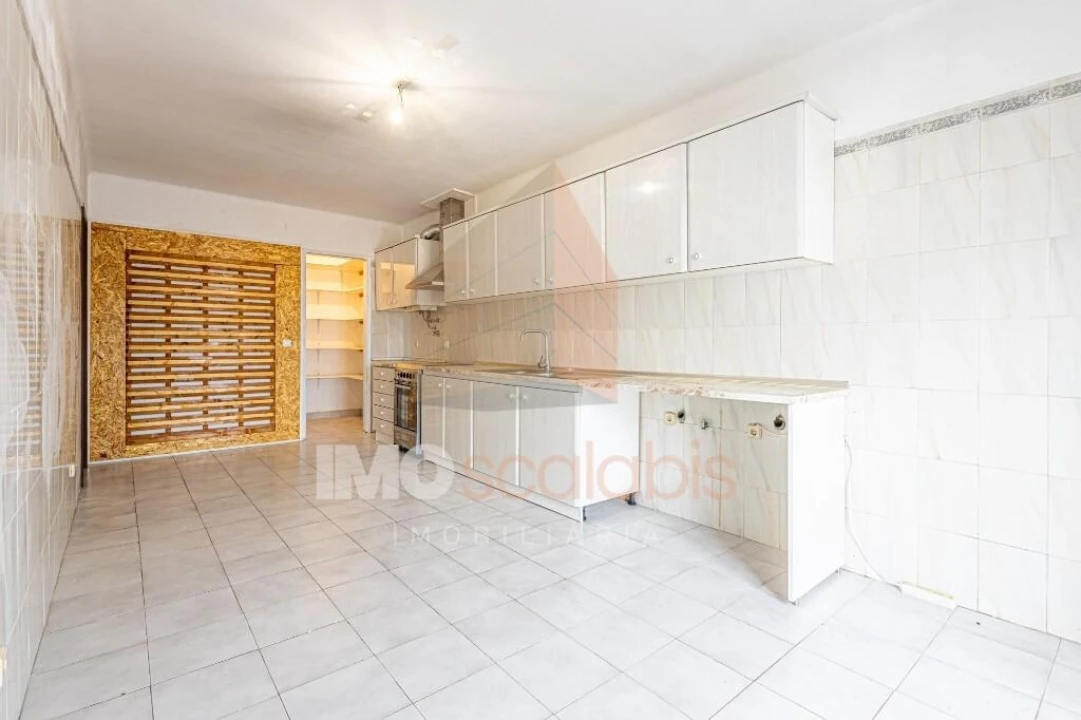 Apartamento T2 para Venda em Almeirim Foto 18
