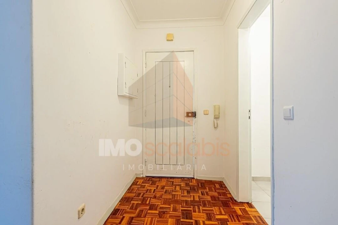 Apartamento T2 para Venda em Almeirim Foto 33