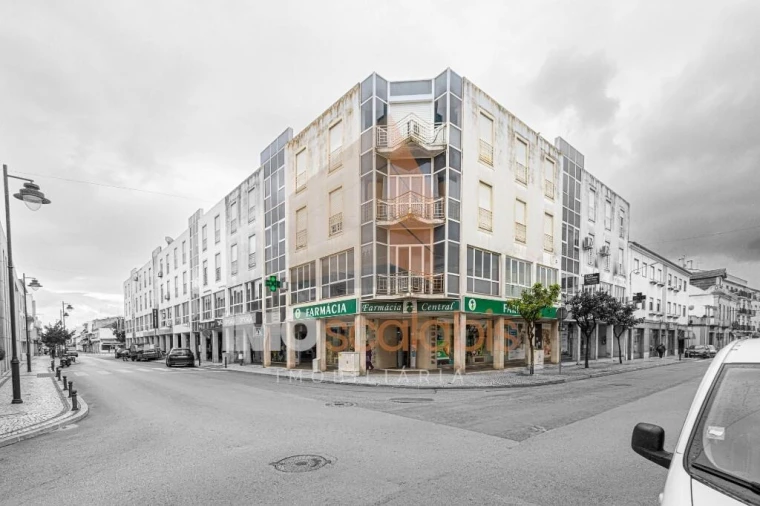 Apartamento T2 para Venda em Almeirim Foto 1