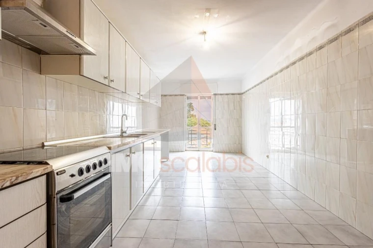 Apartamento T2 para Venda em Almeirim Foto 19
