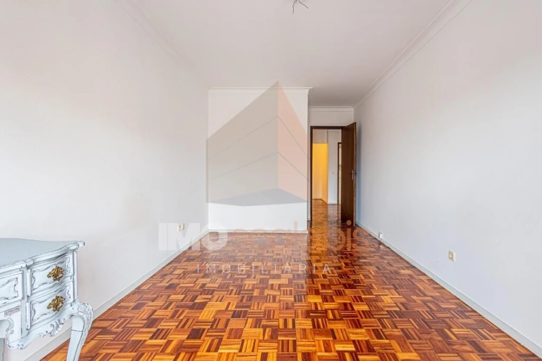 Apartamento T2 para Venda em Almeirim Foto 26