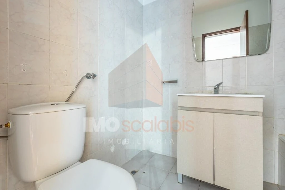 Apartamento T2 para Venda em Almeirim Foto 22