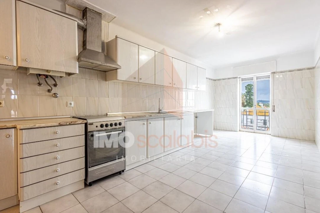 Apartamento T2 para Venda em Almeirim Foto 20