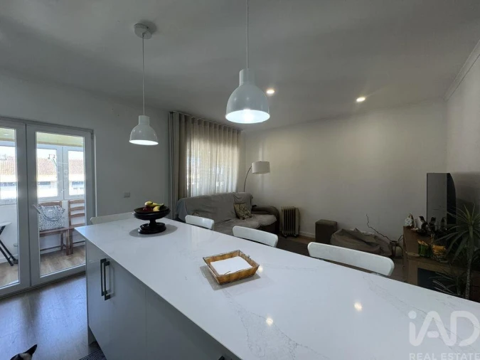 Apartamento T3 para Venda em São Pedro de Tomar Foto 3