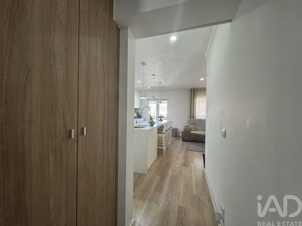 Apartamento T3 para Venda em São Pedro de Tomar Foto 11