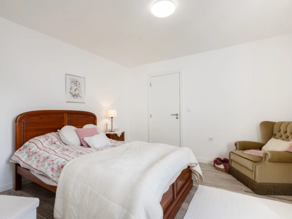 Moradia T2 para Venda em Arazede Foto 4