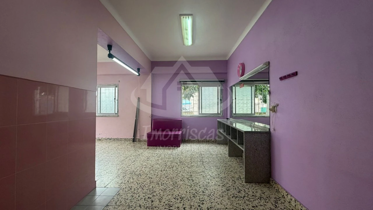 Loja para Arrendamento em Camarate, Unhos e Apelação Foto 8