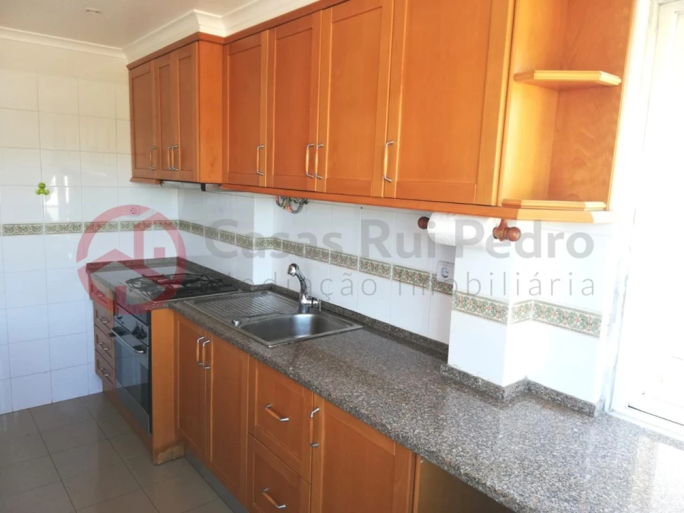 Apartamento T2 para Venda em Beato Foto 6