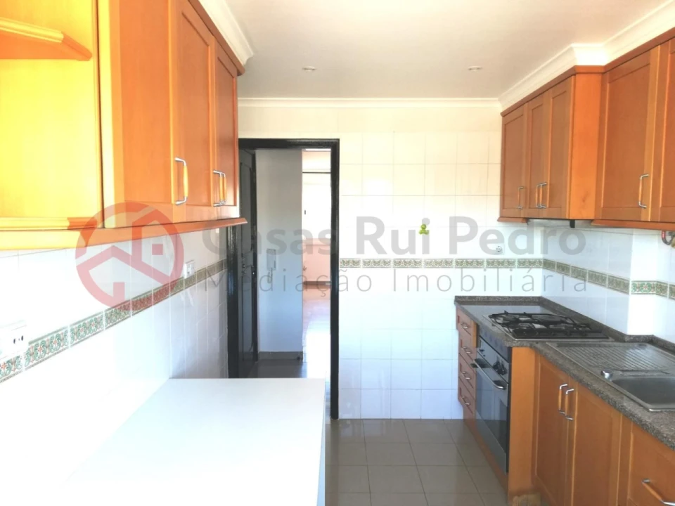 Apartamento T2 para Venda em Beato Foto 7