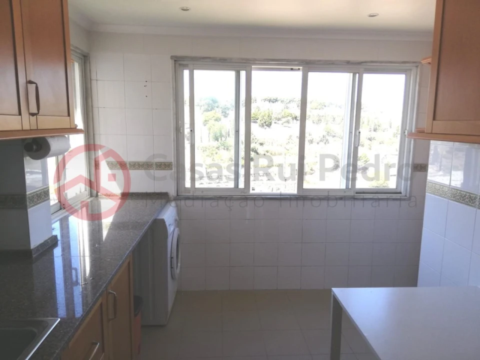 Apartamento T2 para Venda em Beato Foto 8