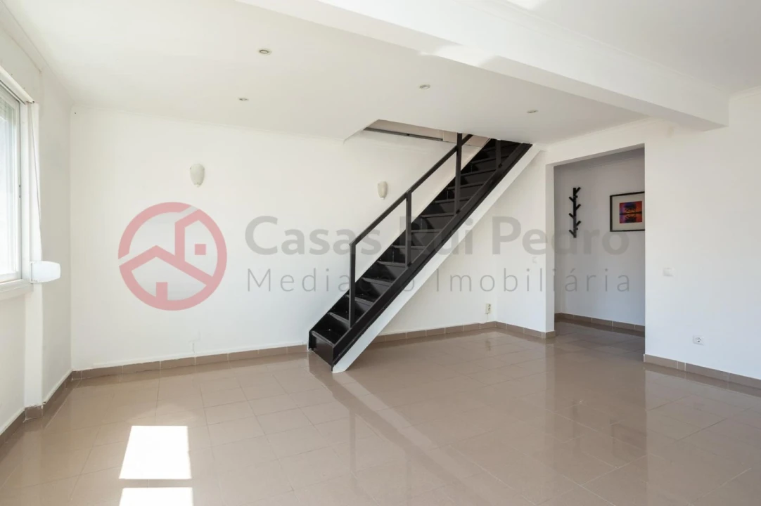 Apartamento T2 para Venda em Beato Foto 22