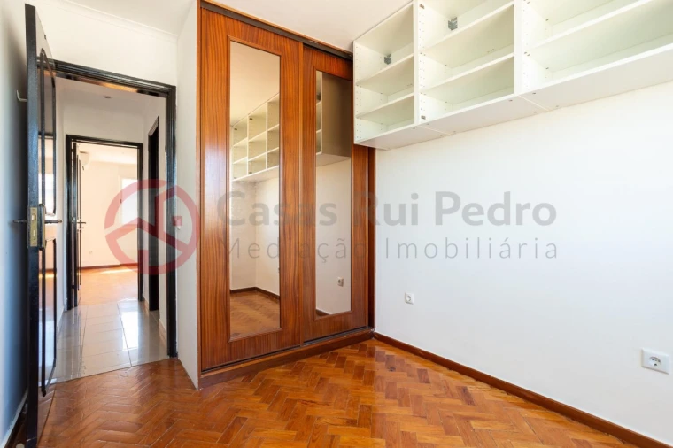 Apartamento T2 para Venda em Beato Foto 20