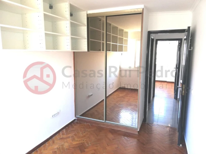 Apartamento T2 para Venda em Beato Foto 21