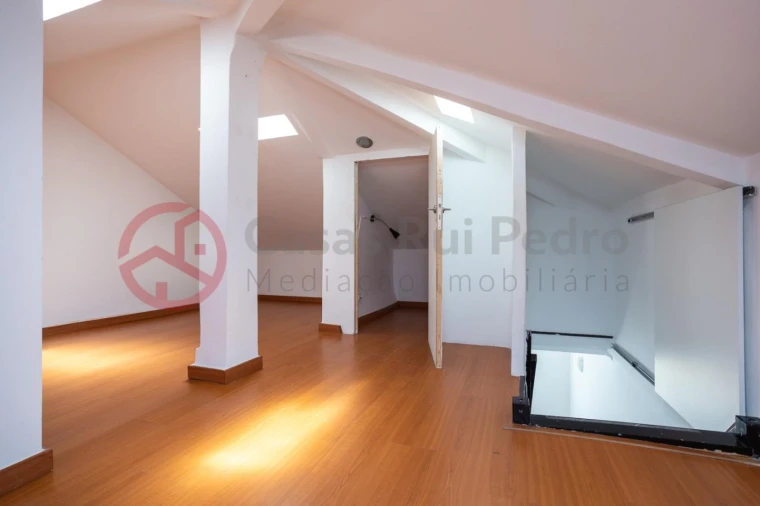 Apartamento T2 para Venda em Beato Foto 28