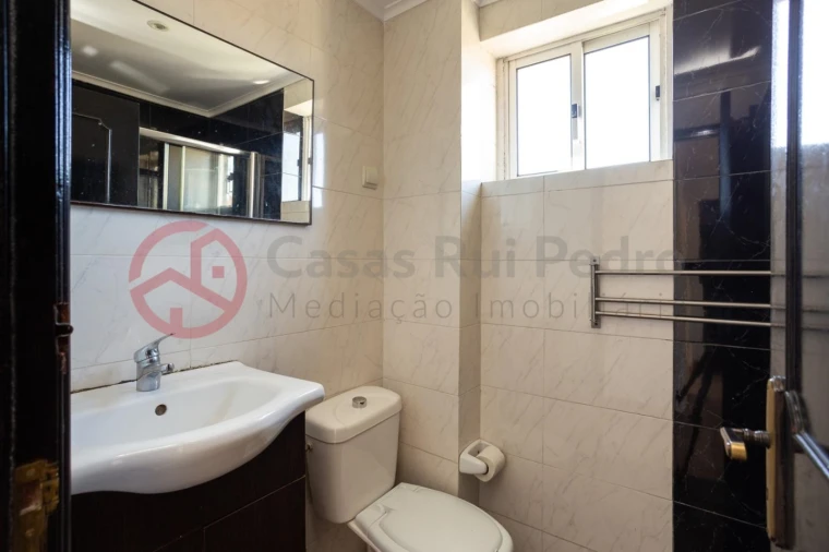 Apartamento T2 para Venda em Beato Foto 38