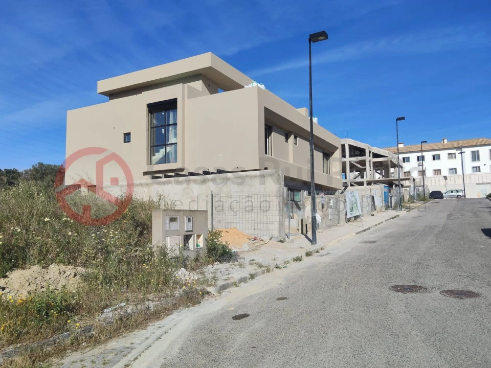 Moradia T3 para Venda em Caparica e Trafaria Foto 10