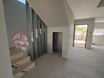 Moradia T3 para Venda em Caparica e Trafaria