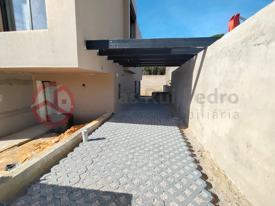 Moradia T3 para Venda em Caparica e Trafaria Foto 7