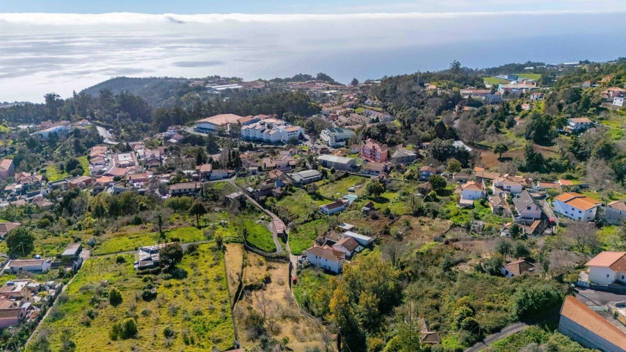 Terreno para Venda em Camacha Foto 6