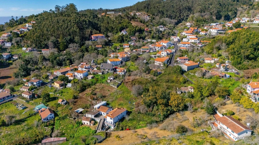 Terreno para Venda em Camacha Foto 4