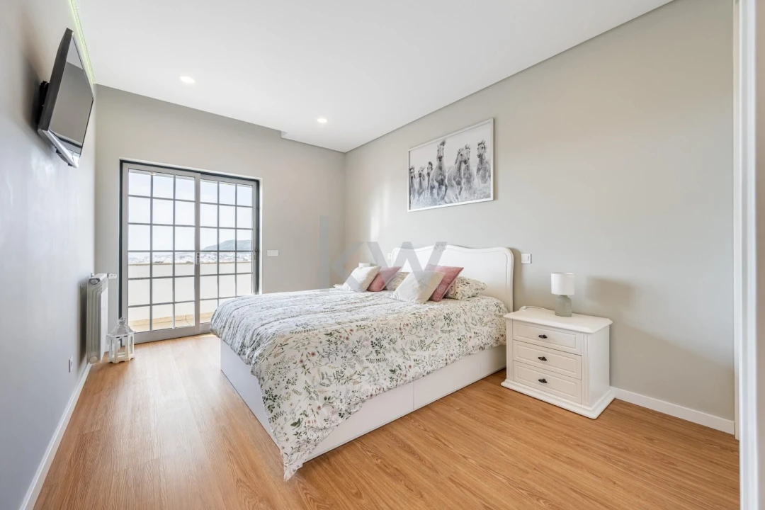 Moradia T3 para Venda em Vila Praia de Ancora Foto 24