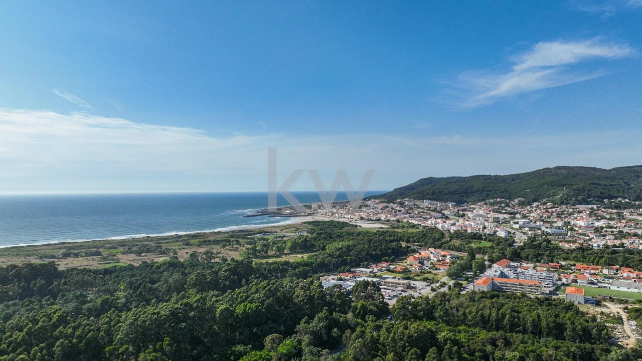 Moradia T3 para Venda em Vila Praia de Ancora Foto 30
