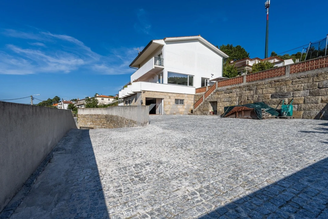 Moradia T3 para Venda em Vila Praia de Ancora Foto 43