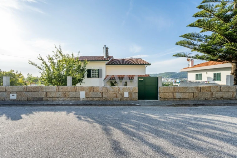 Moradia T3 para Venda em Vila Praia de Ancora Foto 27