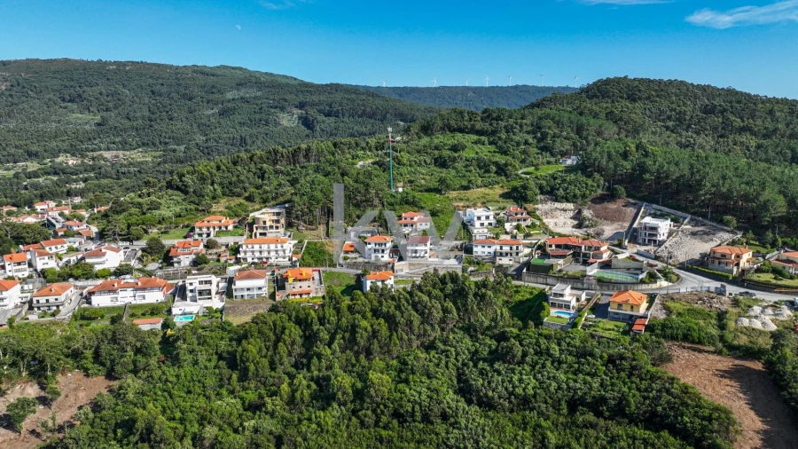 Moradia T3 para Venda em Vila Praia de Ancora Foto 32