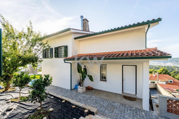 Moradia T3 para Venda em Vila Praia de Ancora Foto 26