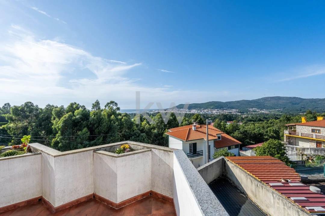 Moradia T3 para Venda em Vila Praia de Ancora Foto 12