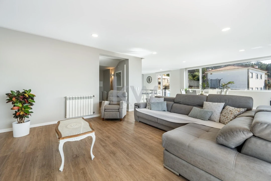 Moradia T3 para Venda em Vila Praia de Ancora Foto 10