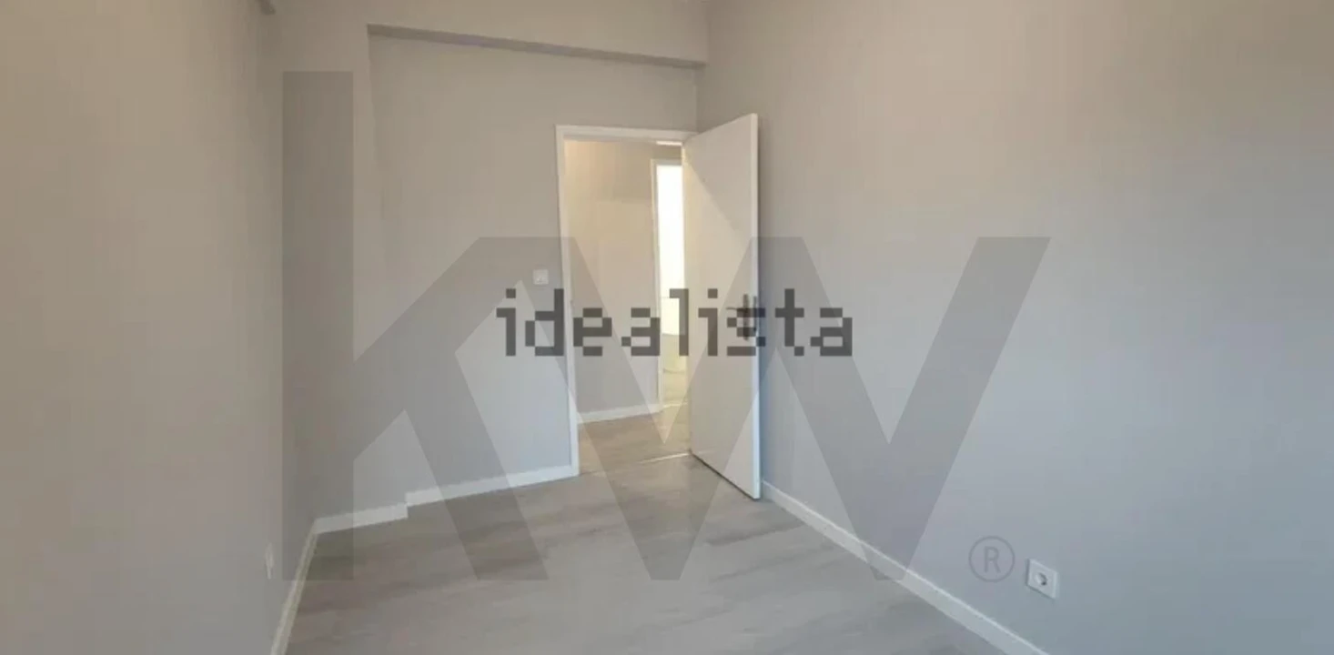 Apartamento T3 para Venda em Laranjeiro e Feijó Foto 9