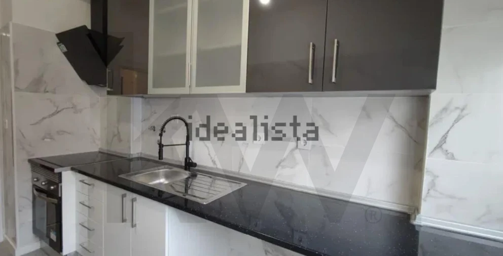 Apartamento T3 para Venda em Laranjeiro e Feijó Foto 17